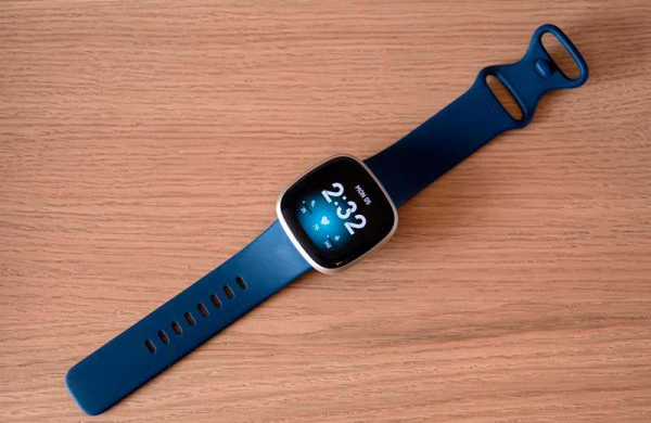 Обзор Fitbit Versa 3: альтернатива Apple Watch для Android Обзор Fitbit Versa 3: альтернатива Apple Watch для Android