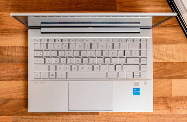 Обзор HP Pavilion 14 (2021): хороший ноутбук с премиальными особенностями и бюджетной ценой Обзор HP Pavilion 14 (2021): хороший ноутбук с премиальными особенностями и бюджетной ценой