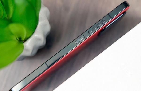 Обзор Xiaomi 13: почти идеального смартфона флагмана с компактным дизайном Обзор Xiaomi 13: почти идеального смартфона флагмана с компактным дизайном