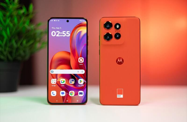 Обзор Motorola Edge 50 Neo: компактного смартфона с защитой военного класса Обзор Motorola Edge 50 Neo: компактного смартфона с защитой военного класса