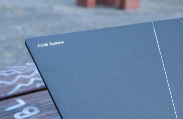 Обзор Asus Zenbook S 14: премиального компактного ноутбука на процессоре Lunar Lake Обзор Asus Zenbook S 14: премиального компактного ноутбука на процессоре Lunar Lake