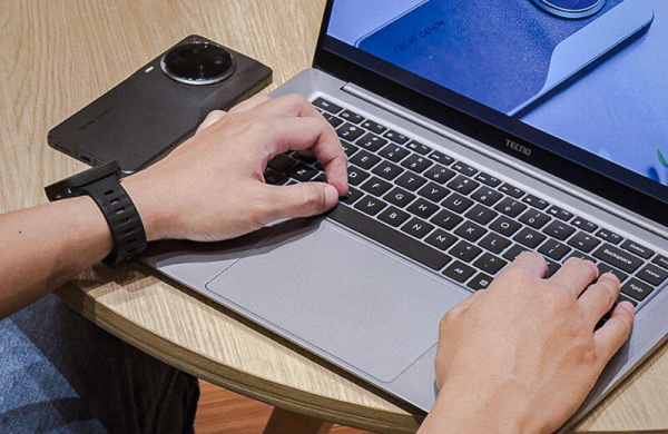 Обзор Tecno Megabook S1: мощного и недорогого ноутбука 15,6-дюйм Обзор Tecno Megabook S1: мощного и недорогого ноутбука 15,6-дюйм