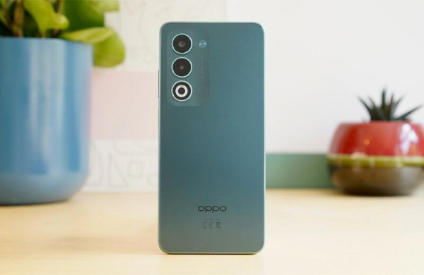 Обзор Oppo A5: прочного бюджетного смартфона с аккумулятором 6000 мАч Обзор Oppo A5: прочного бюджетного смартфона с аккумулятором 6000 мАч