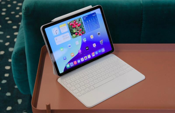 Обзор Apple iPad Air 11 (2025): мощного планшета с производительностью уровня ПК