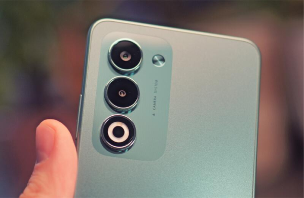 Обзор Oppo A5: прочного бюджетного смартфона с аккумулятором 6000 мАч Обзор Oppo A5: прочного бюджетного смартфона с аккумулятором 6000 мАч