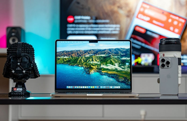 Обзор Apple MacBook Air 13 (M3): компактный ноутбук стал быстрее, эффективнее и автономнее Обзор Apple MacBook Air 13 (M3): компактный ноутбук стал быстрее, эффективнее и автономнее