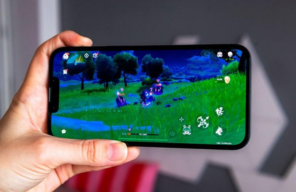 Обзор Apple iPhone 16e: стоит ли покупать самый бюджетный новый айфон Обзор Apple iPhone 16e: стоит ли покупать самый бюджетный новый айфон