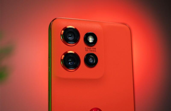 Обзор Motorola Edge 50 Neo: компактного смартфона с защитой военного класса Обзор Motorola Edge 50 Neo: компактного смартфона с защитой военного класса