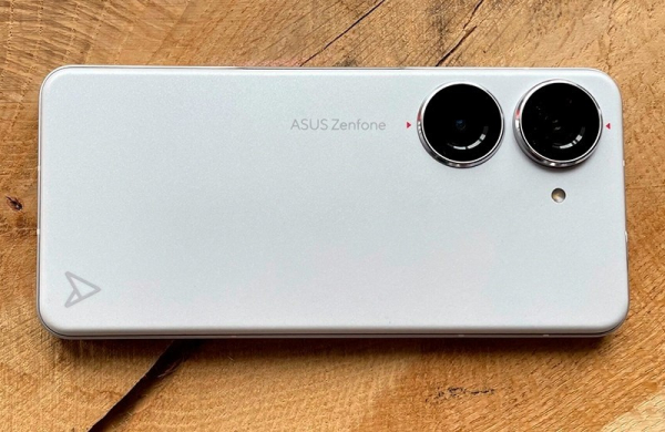 Обзор Asus Zenfone 10: новый король компактных смартфонов на ОС Android Обзор Asus Zenfone 10: новый король компактных смартфонов на ОС Android