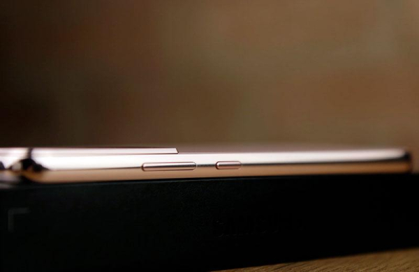 Обзор Samsung Galaxy S22 Plus: мощный Android-смартфон стал более универсальным Обзор Samsung Galaxy S22 Plus: мощный Android-смартфон стал более универсальным