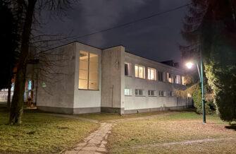 Обзор Apple iPhone 16e: стоит ли покупать самый бюджетный новый айфон Обзор Apple iPhone 16e: стоит ли покупать самый бюджетный новый айфон